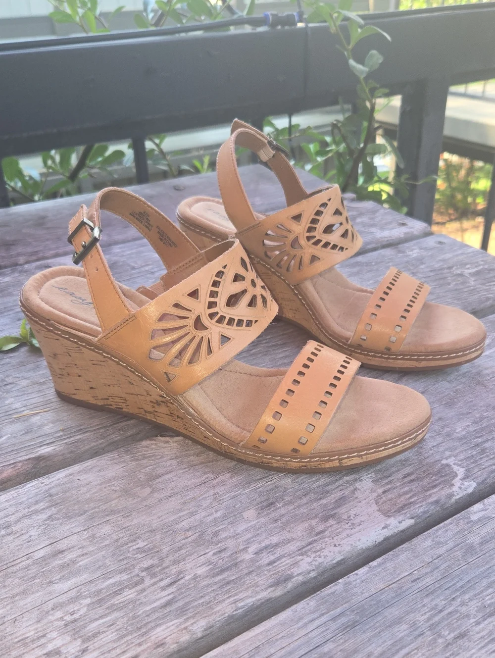 Easy Spirit Kristina Wedge Sandals Size 8.5 Wide